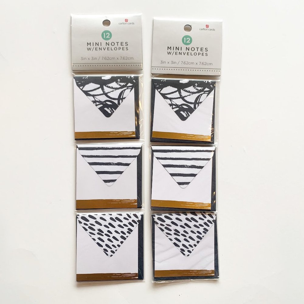 NWT - Carlton Mini Notes With Envelopes